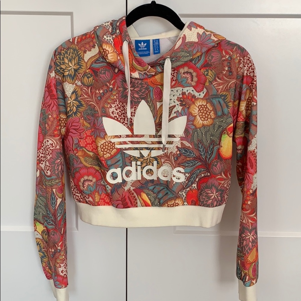Cropped adidas hoodie!